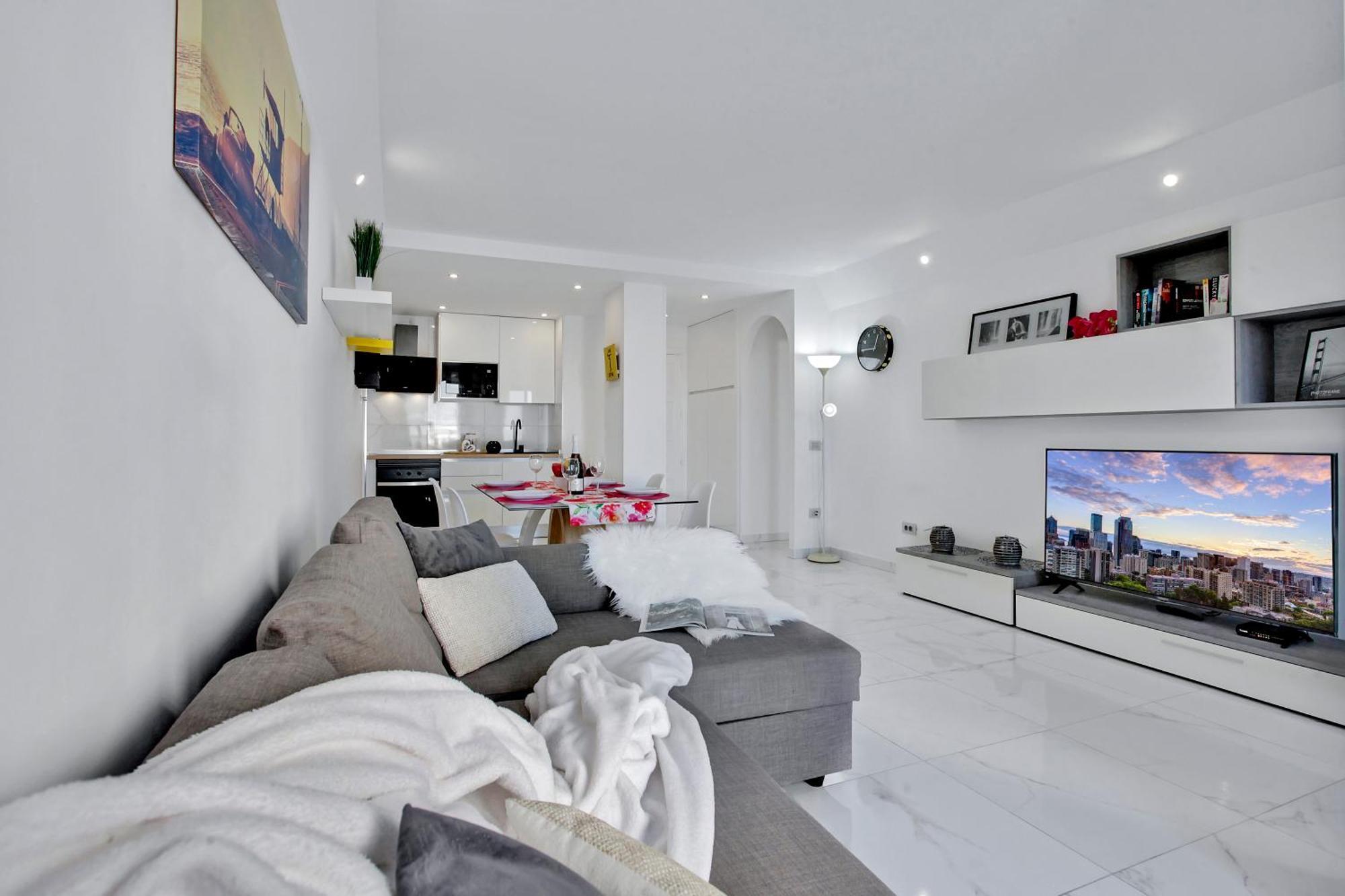 Paradise Luxury Apartment Плая Параизо Екстериор снимка