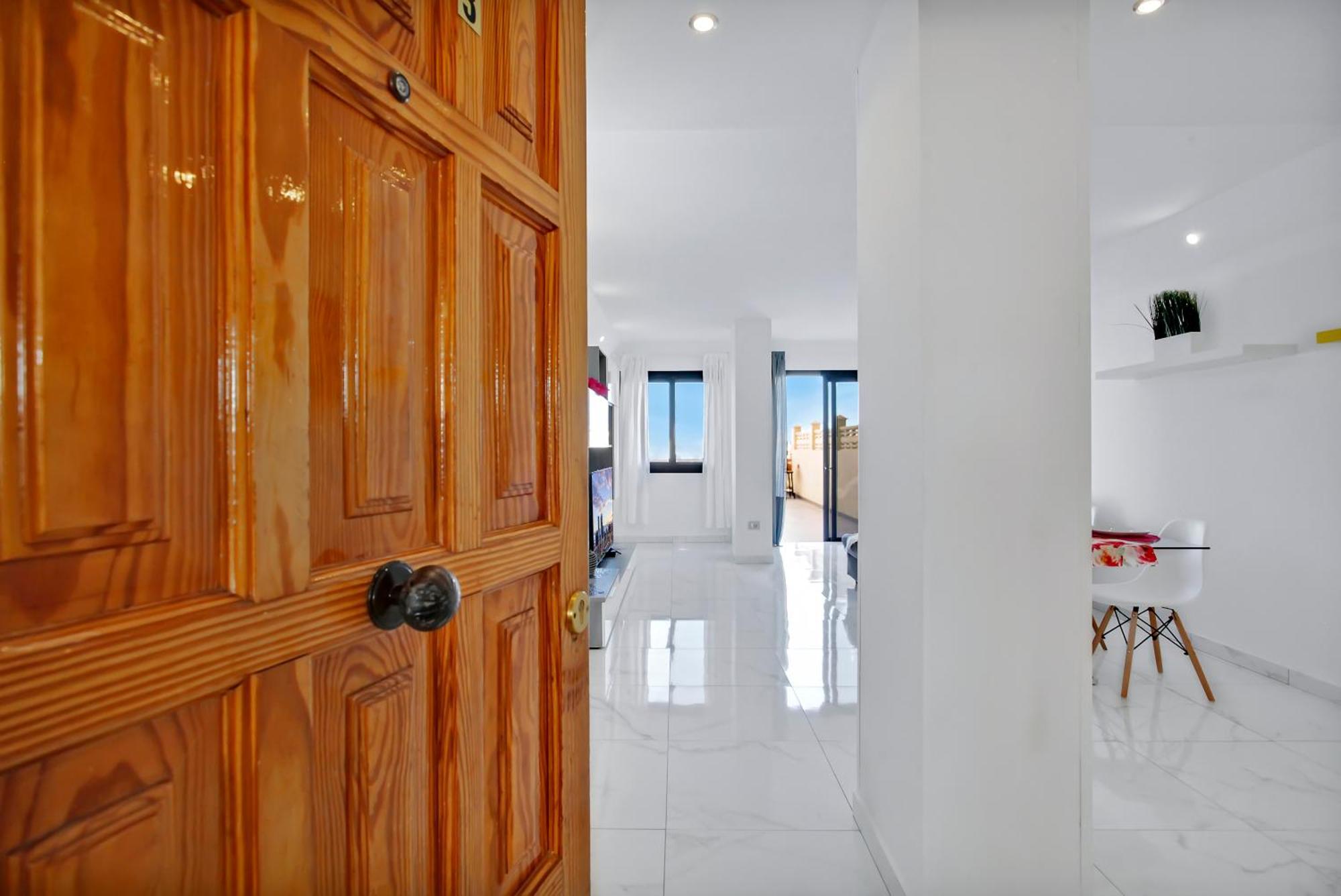 Paradise Luxury Apartment Плая Параизо Екстериор снимка
